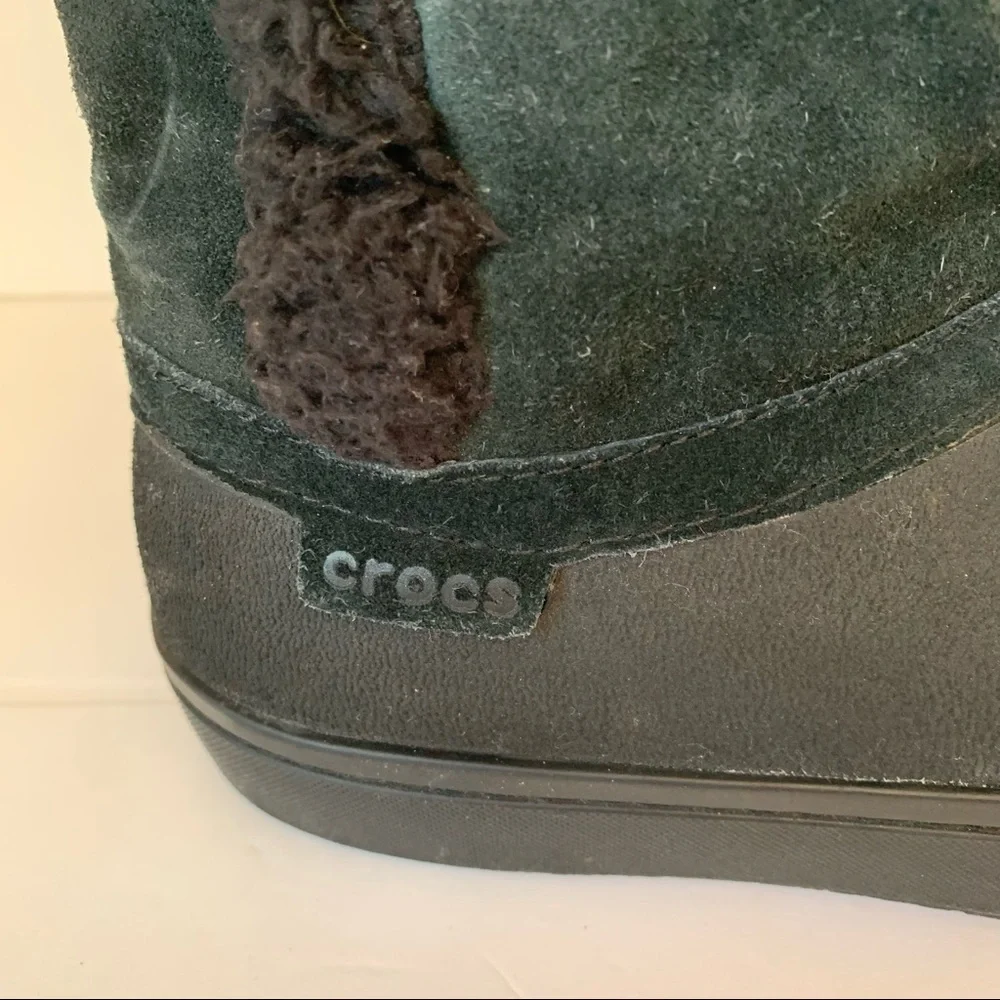 CROCS gorgeous pair